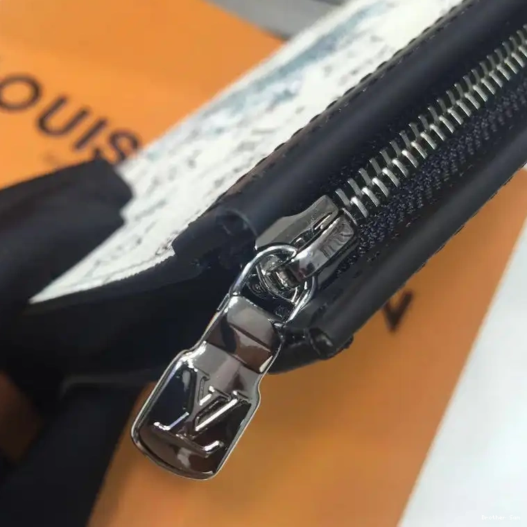 Brother Sam 19T1L0635 Bags LV 0625